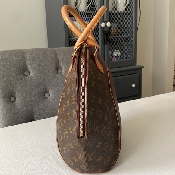 Louis Vuitton Ellipse GM Monogram Bag - Picture 5 of 17
